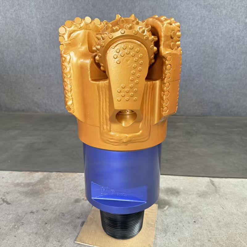 Mũi khoan lai PDC và Tricone Breaker cho khoan dầu Mũi khoan hình nón thép carbon