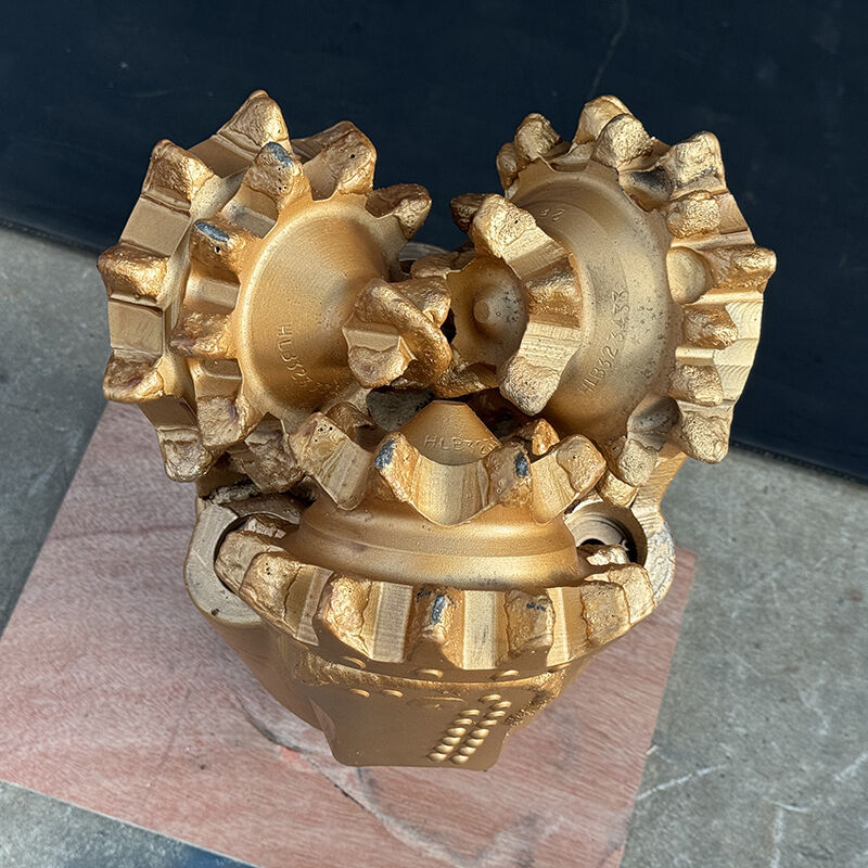 9 7/8 inch (250mm) IADC137 Tốc độ khoan nhanh máy xay răng Tricone khoan bit cho hình thành mềm